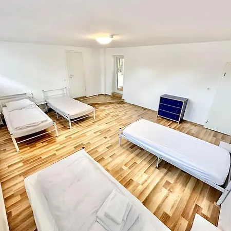 Appartamento Ailiv Mega Place 20 *