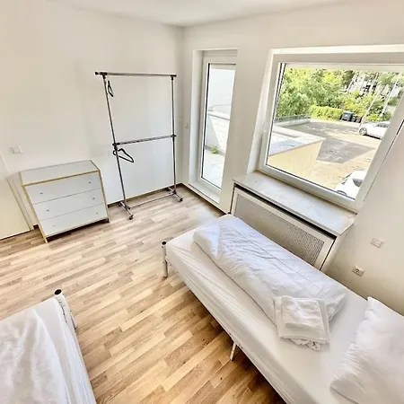 Ailiv Mega Place 20 *